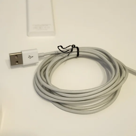 Apple iPod Universal Dock A1153 Remote A1156 30-Pin Cable Charger Tested Works